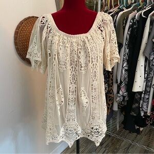 RAIN Top Crochet & Micro-net Magnificence! Beautiful! Size Large.